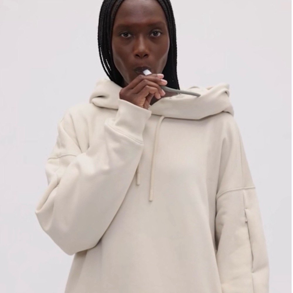 NWT- BÉIS x Gap Adult Heavyweight Travel Hoodie with neck pillow XL - Picture 7 of 8